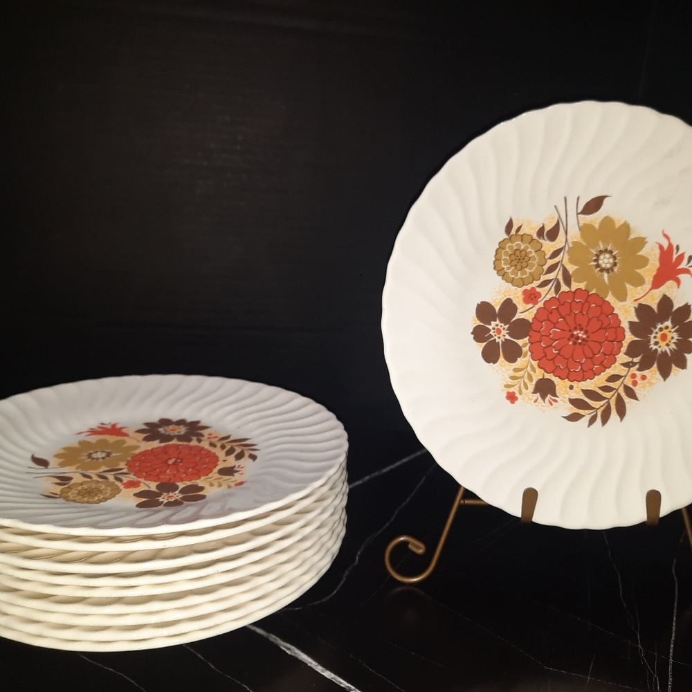 Vintage Scio pottery tempo said plates